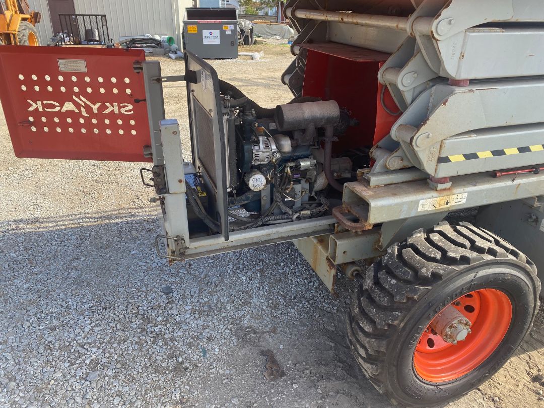 2008 SKYJACK SJ7135 - Image 10